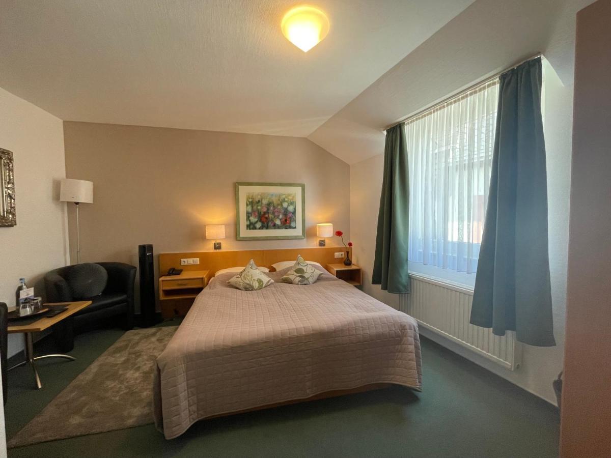 Hotel Saarburger Hof エクステリア 写真