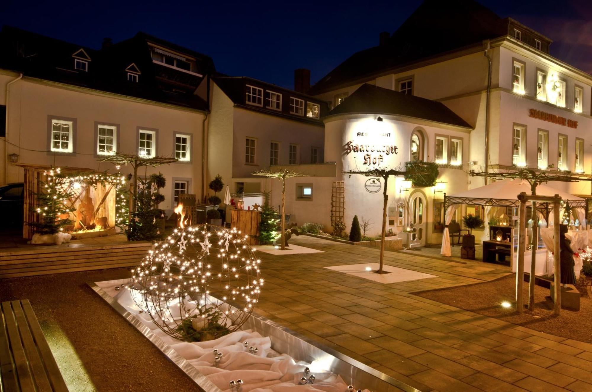 Hotel Saarburger Hof エクステリア 写真